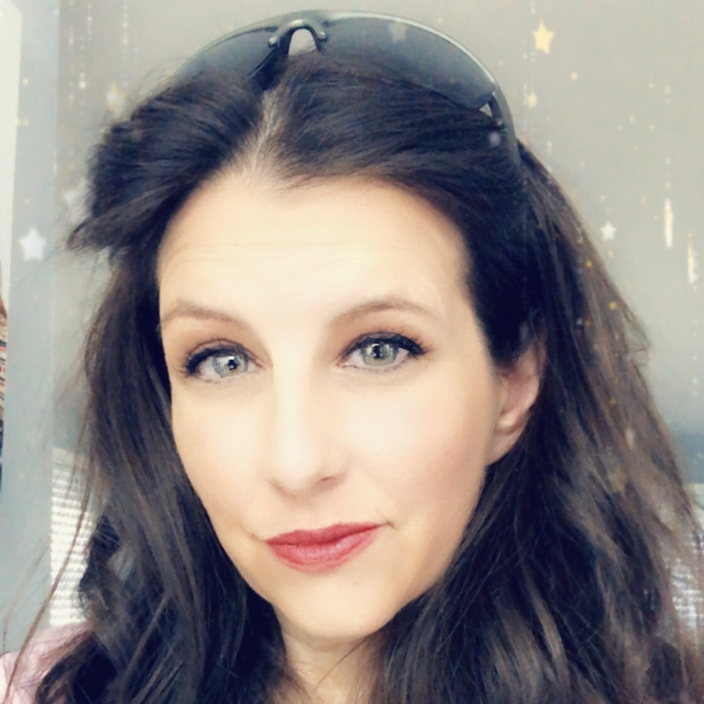 Meet your Posher, Tiffany